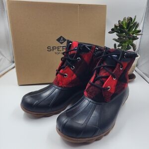 Sperry Syren Buff Red Check Buffalo Plaid Flannel Top Sider Duck Boot 7.5 Womens
